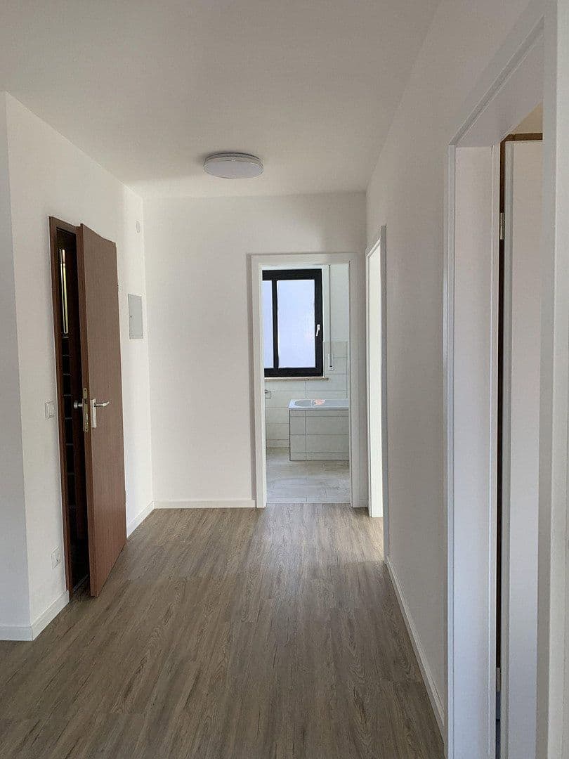 Prenájom bytu 3-izbový 76 m², Luitpoldstraße 21, Augsburg, Bavorsko Prenájom bytu 3-izbový 76 m², Luitpoldstraße 21, Augsburg, Bavorsko