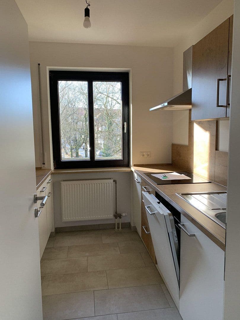 Prenájom bytu 3-izbový 76 m², Luitpoldstraße 21, Augsburg, Bavorsko Prenájom bytu 3-izbový 76 m², Luitpoldstraße 21, Augsburg, Bavorsko