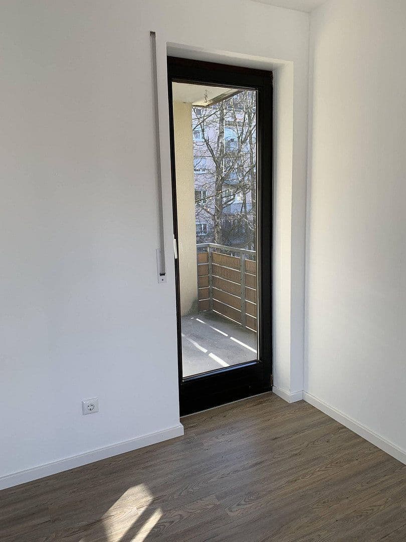 Prenájom bytu 3-izbový 76 m², Luitpoldstraße 21, Augsburg, Bavorsko Prenájom bytu 3-izbový 76 m², Luitpoldstraße 21, Augsburg, Bavorsko