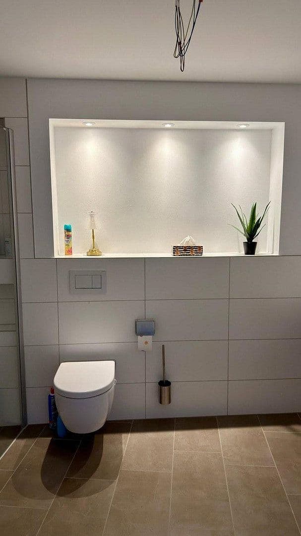 Prenájom bytu 3-izbový 82 m², Bruchsal, Bádensko-Wurttembersko Prenájom bytu 3-izbový 82 m², Bruchsal, Bádensko-Wurttembersko