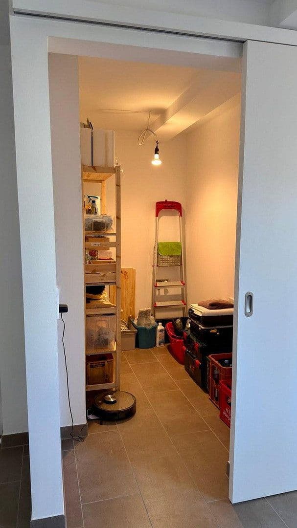 Prenájom bytu 3-izbový 82 m², Bruchsal, Bádensko-Wurttembersko Prenájom bytu 3-izbový 82 m², Bruchsal, Bádensko-Wurttembersko
