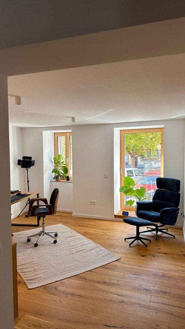 Prenájom bytu 3-izbový 82 m², Bruchsal, Bádensko-Wurttembersko Prenájom bytu 3-izbový 82 m², Bruchsal, Bádensko-Wurttembersko