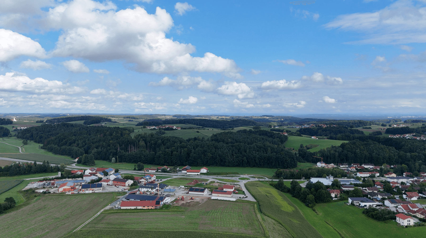 Predaj pozemku 4.000 m², Fuchshub 18, Reischach, Bavorsko Predaj pozemku 4.000 m², Fuchshub 18, Reischach, Bavorsko