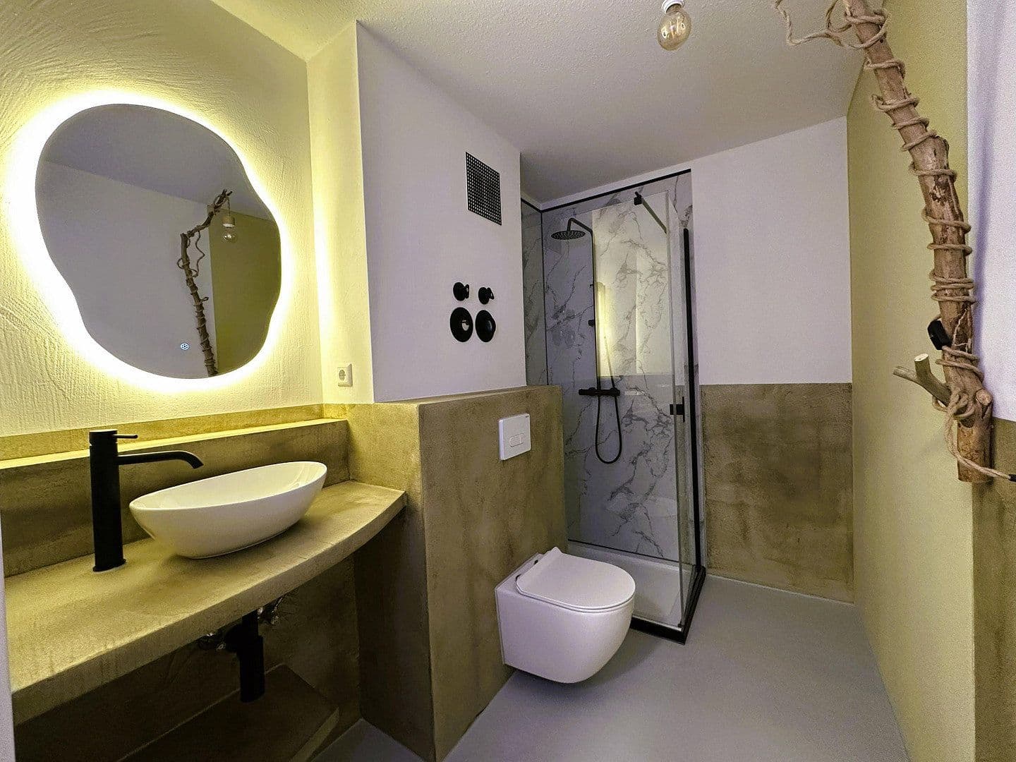 Predaj bytu 2-izbový 50 m², Östringen, Bádensko-Wurttembersko Predaj bytu 2-izbový 50 m², Östringen, Bádensko-Wurttembersko