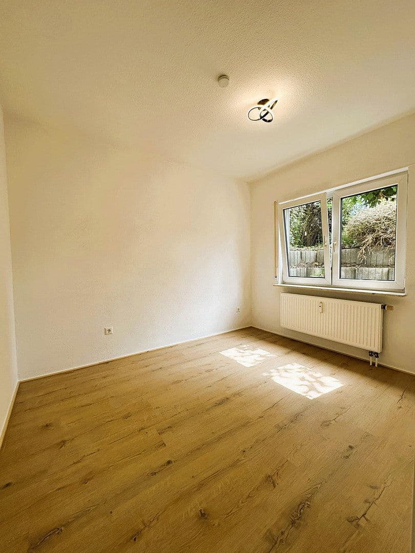 Predaj bytu 2-izbový 50 m², Östringen, Bádensko-Wurttembersko Predaj bytu 2-izbový 50 m², Östringen, Bádensko-Wurttembersko