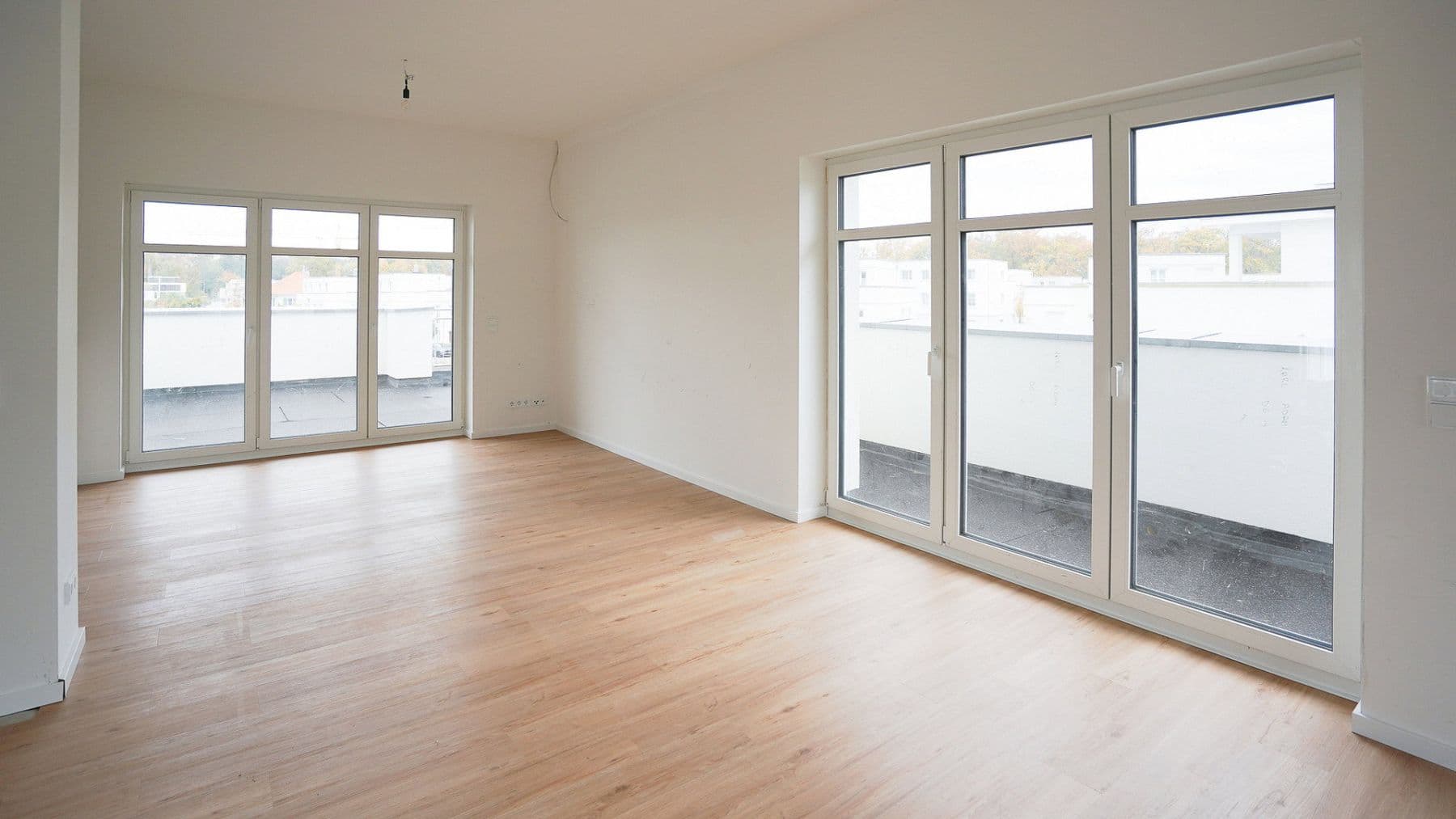 Prenájom bytu 3-izbový 190 m², Am Jungfernsee, Brandenburg - Potsdam, Brandenbursko Prenájom bytu 3-izbový 190 m², Am Jungfernsee, Brandenburg - Potsdam, Brandenbursko