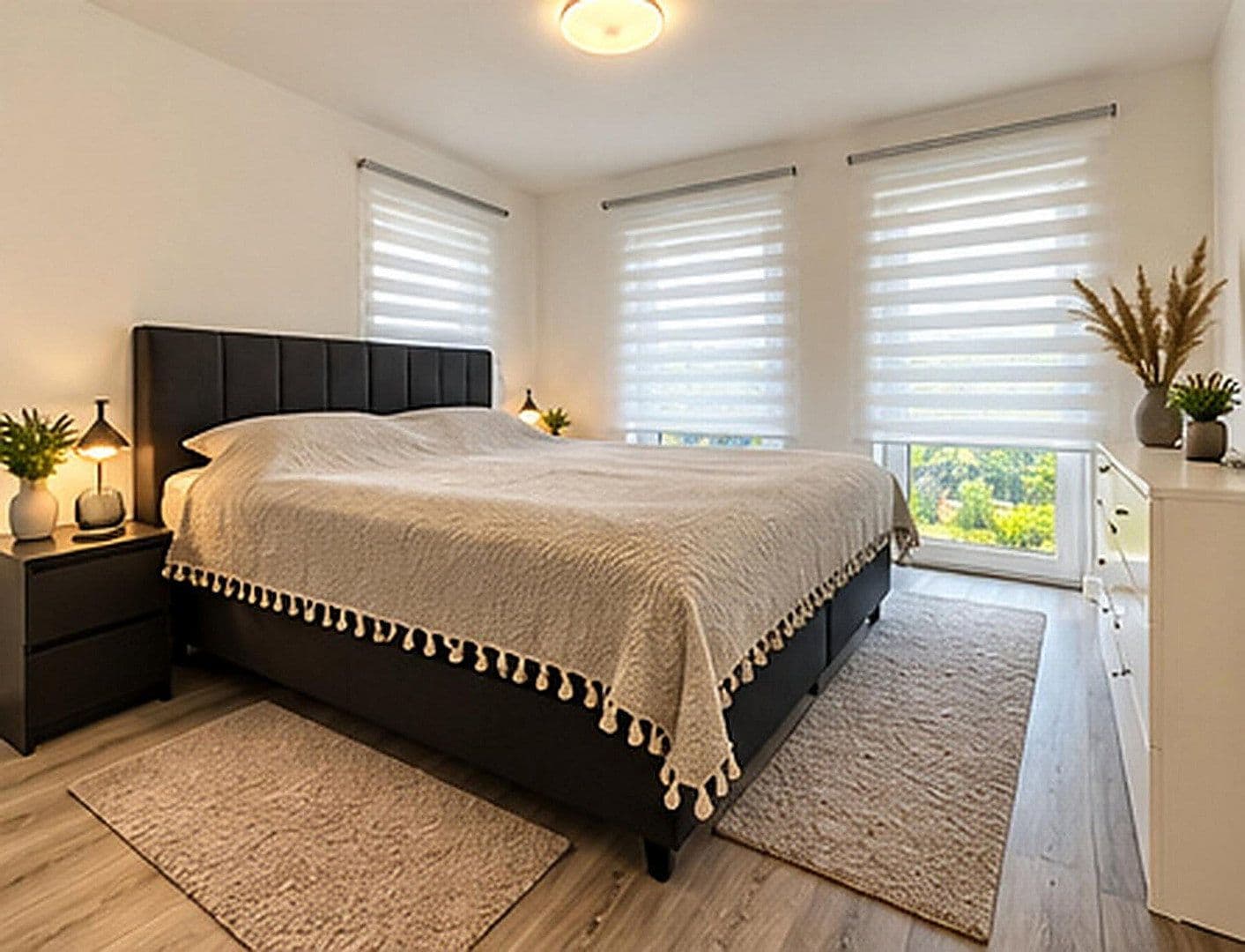 Prenájom bytu 3-izbový 106 m², Broicherstraße 27, Mönchengladbach, Severné Porýnie - Westfálsko Prenájom bytu 3-izbový 106 m², Broicherstraße 27, Mönchengladbach, Severné Porýnie - Westfálsko