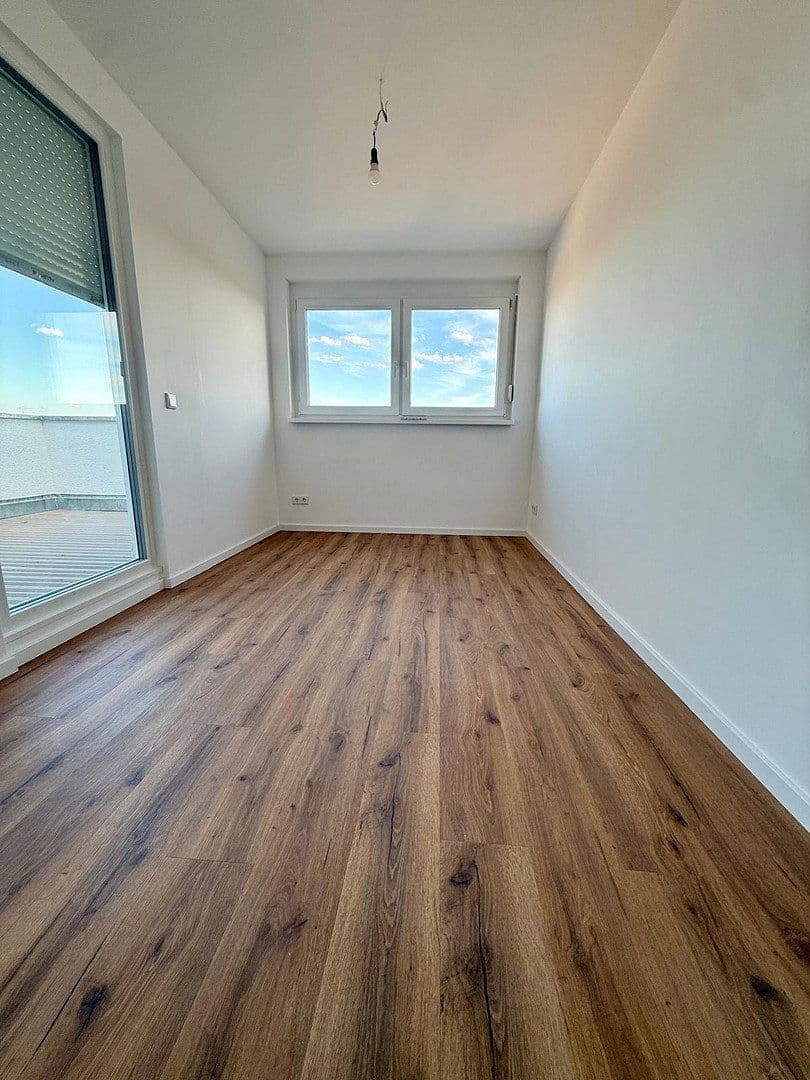 Prenájom bytu 3-izbový 85 m², Stromerstr. 1/1A, Nürnberg, Bavorsko Prenájom bytu 3-izbový 85 m², Stromerstr. 1/1A, Nürnberg, Bavorsko