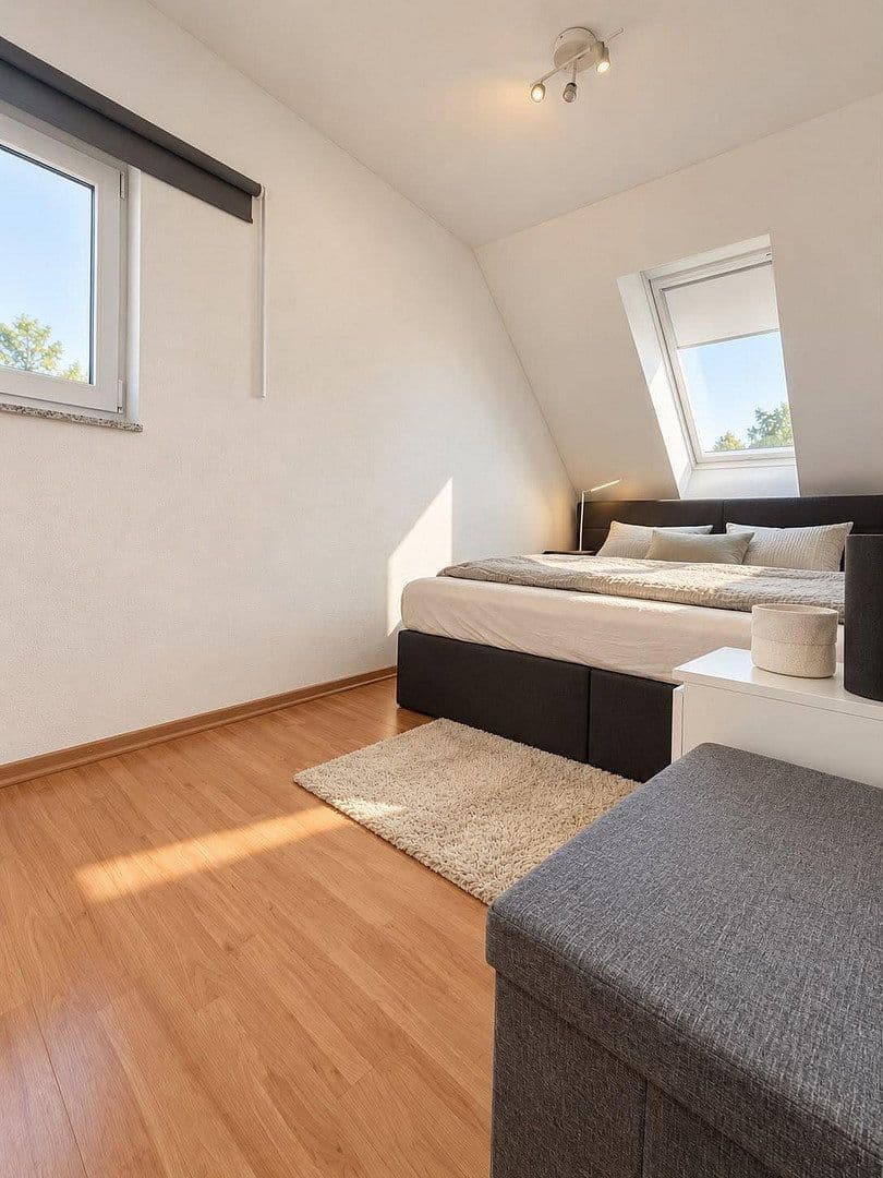 Prenájom bytu 3-izbový 67 m², Hannover, Dolné Sasko Prenájom bytu 3-izbový 67 m², Hannover, Dolné Sasko