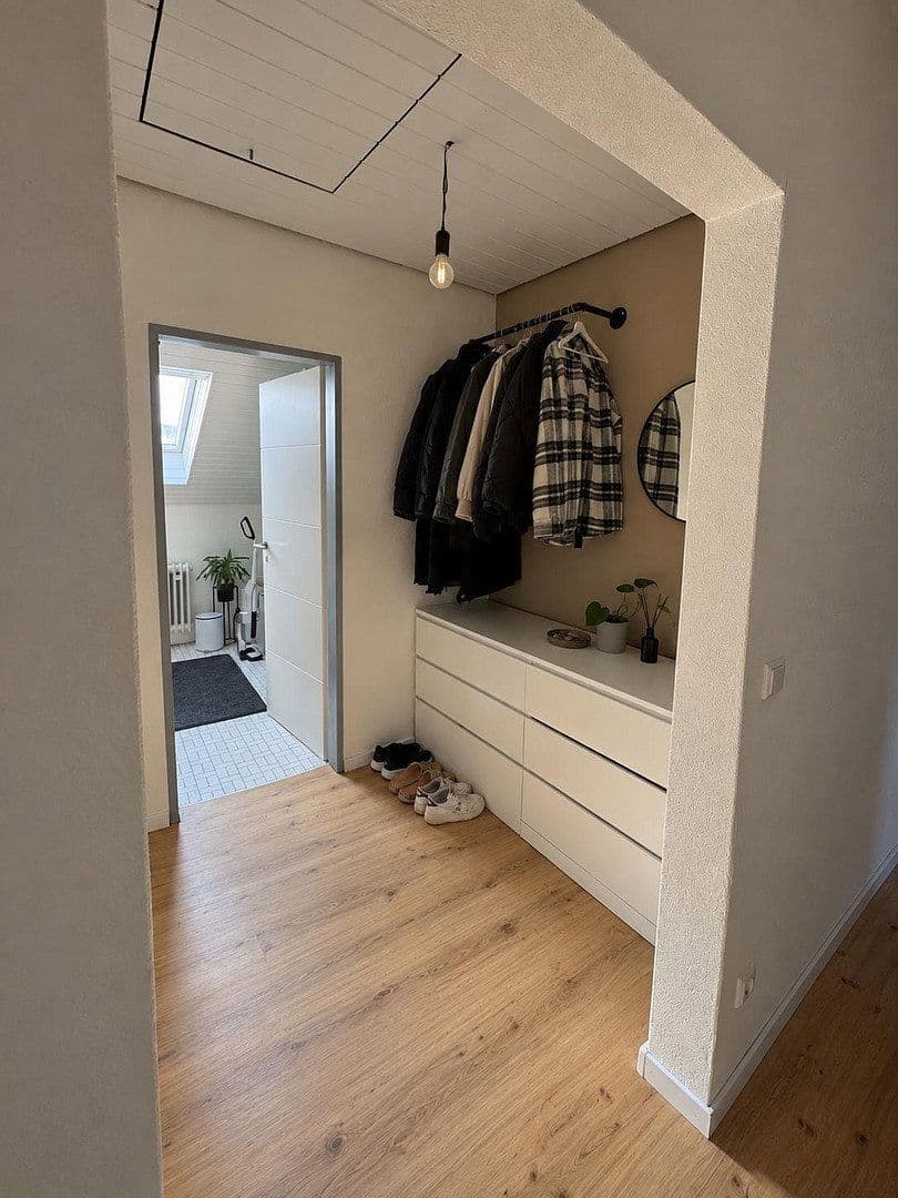 Prenájom bytu 4-izbový 85 m², Mietingen, Bádensko-Wurttembersko Prenájom bytu 4-izbový 85 m², Mietingen, Bádensko-Wurttembersko