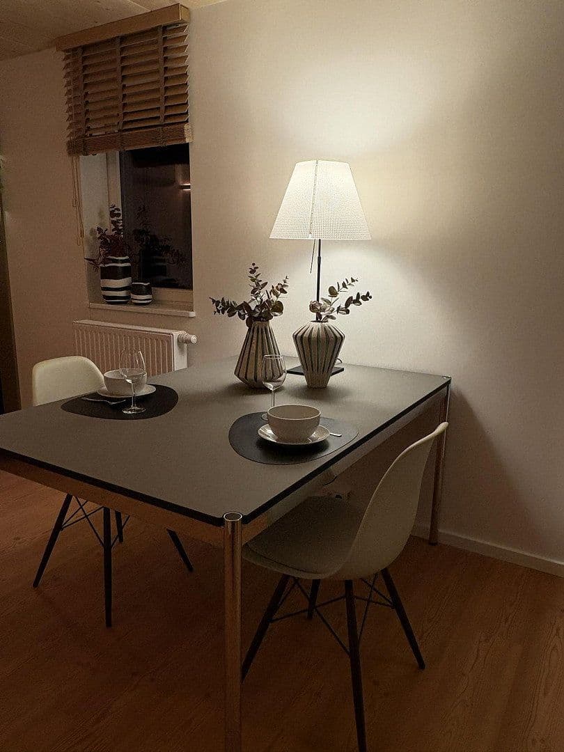 Prenájom bytu 1-izbový 28 m², Friedrichstraße 3, Erlangen, Bavorsko Prenájom bytu 1-izbový 28 m², Friedrichstraße 3, Erlangen, Bavorsko