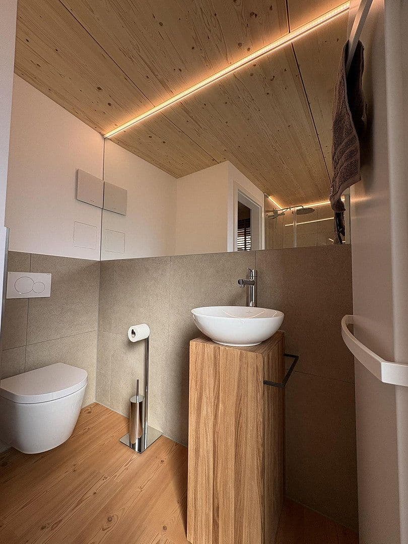 Prenájom bytu 1-izbový 28 m², Friedrichstraße 3, Erlangen, Bavorsko Prenájom bytu 1-izbový 28 m², Friedrichstraße 3, Erlangen, Bavorsko