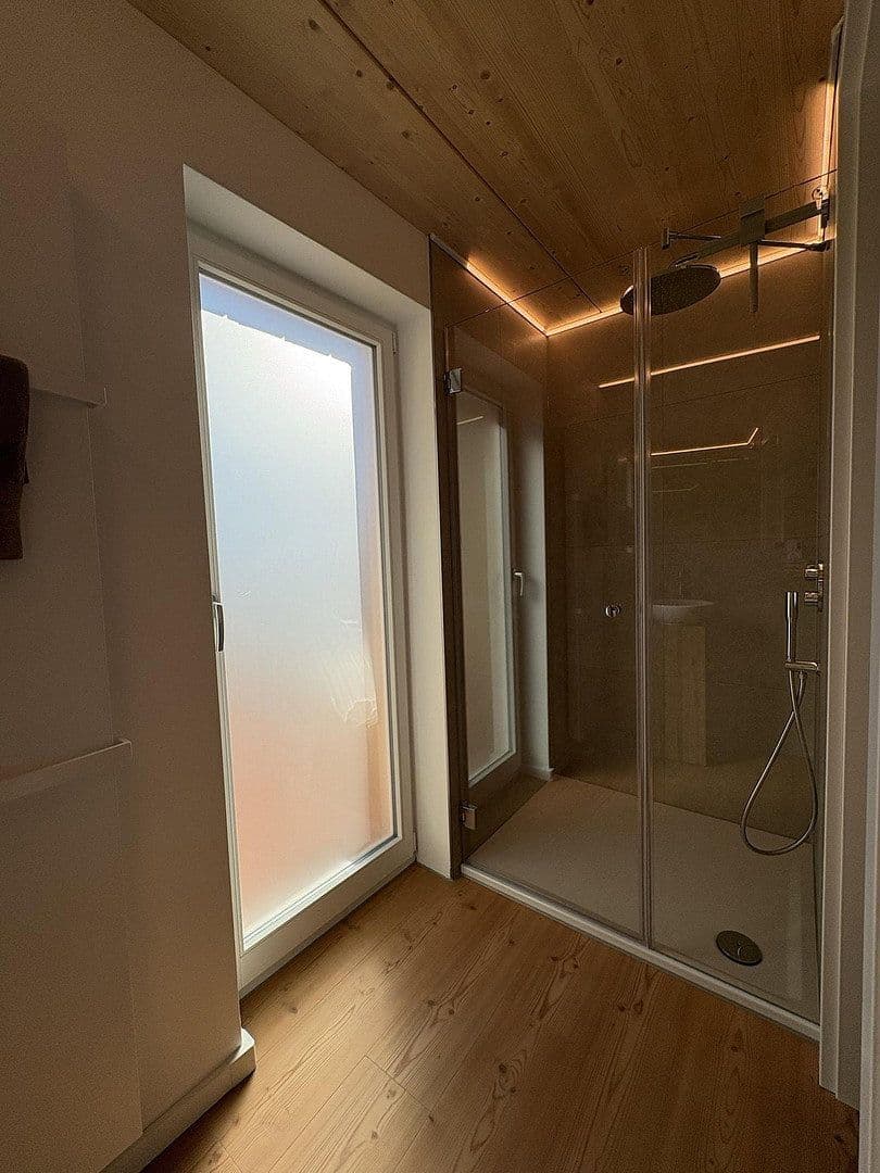 Prenájom bytu 1-izbový 28 m², Friedrichstraße 3, Erlangen, Bavorsko Prenájom bytu 1-izbový 28 m², Friedrichstraße 3, Erlangen, Bavorsko