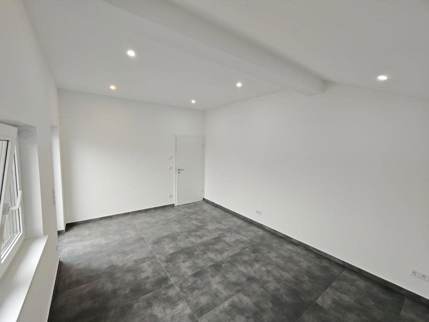 Prenájom bytu 3-izbový 85 m², Klausegasse 1, Linden, Hesensko Prenájom bytu 3-izbový 85 m², Klausegasse 1, Linden, Hesensko