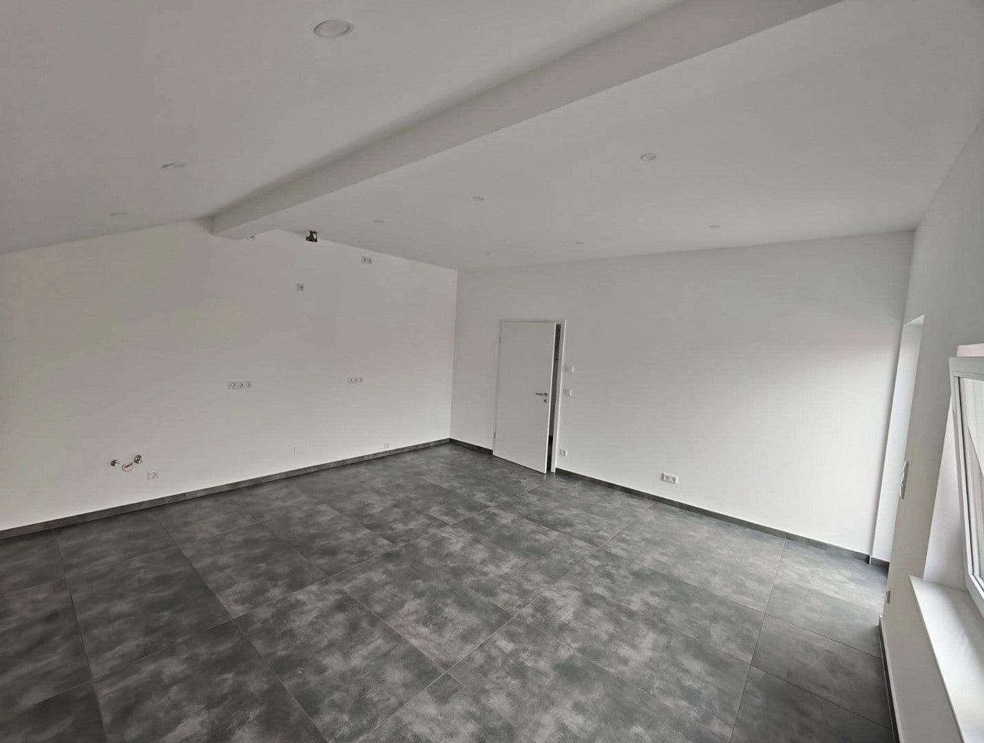 Prenájom bytu 3-izbový 85 m², Klausegasse 1, Linden, Hesensko Prenájom bytu 3-izbový 85 m², Klausegasse 1, Linden, Hesensko