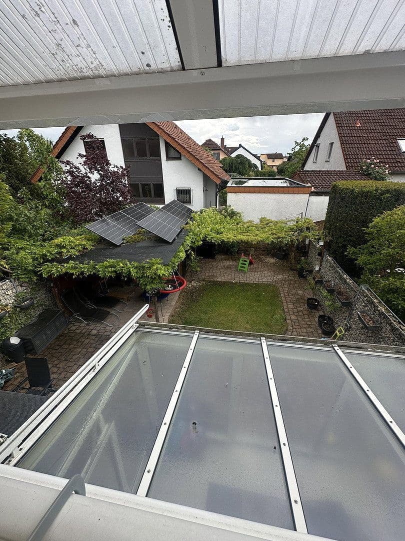 Prenájom domu 130 m², pozemok 250 m², Ludwigshafen am Rhein, Porýnie-Falcko Prenájom domu 130 m², pozemok 250 m², Ludwigshafen am Rhein, Porýnie-Falcko