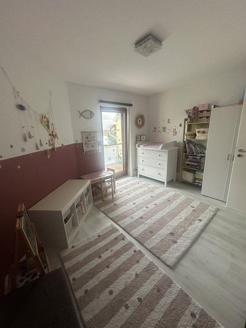 Prenájom domu 130 m², pozemok 250 m², Ludwigshafen am Rhein, Porýnie-Falcko Prenájom domu 130 m², pozemok 250 m², Ludwigshafen am Rhein, Porýnie-Falcko