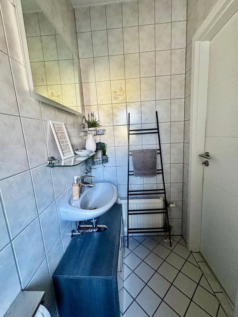 Prenájom domu 130 m², pozemok 250 m², Ludwigshafen am Rhein, Porýnie-Falcko Prenájom domu 130 m², pozemok 250 m², Ludwigshafen am Rhein, Porýnie-Falcko