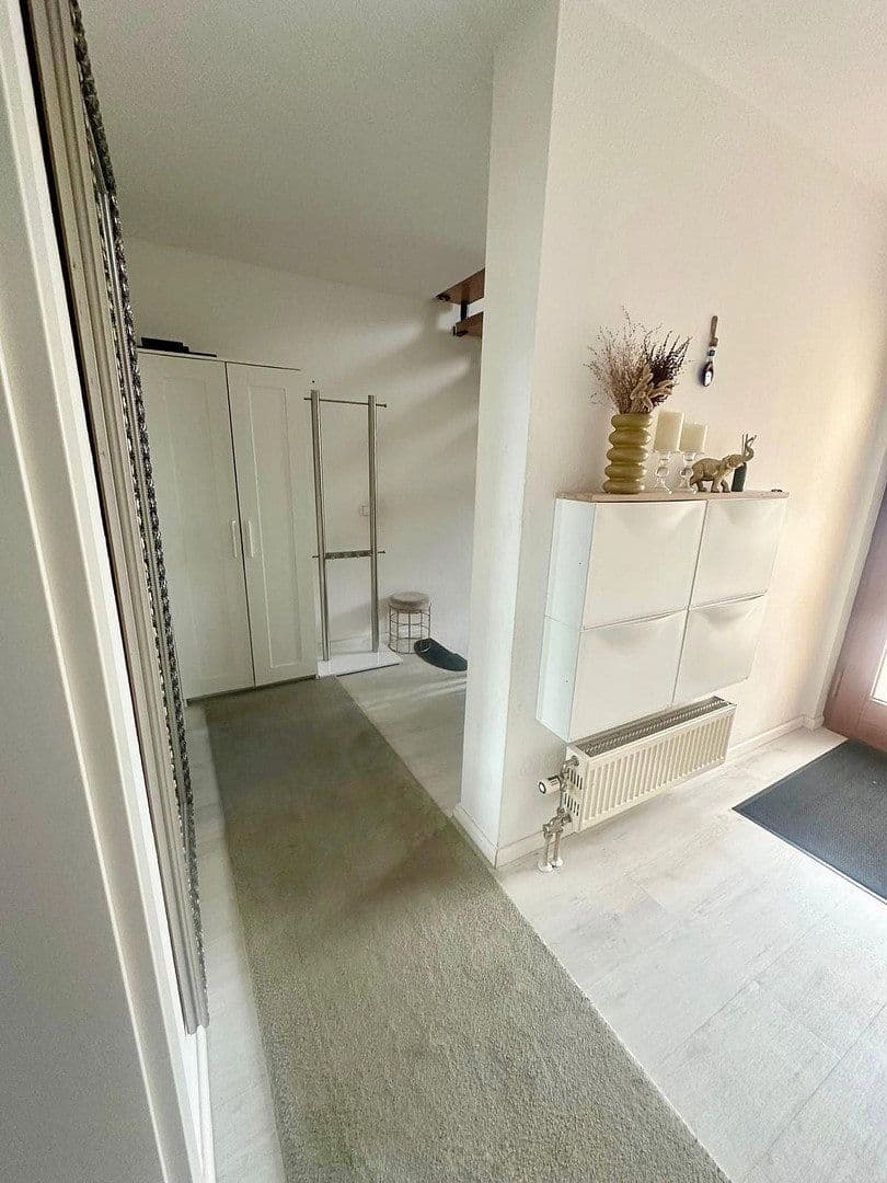 Prenájom domu 130 m², pozemok 250 m², Ludwigshafen am Rhein, Porýnie-Falcko Prenájom domu 130 m², pozemok 250 m², Ludwigshafen am Rhein, Porýnie-Falcko