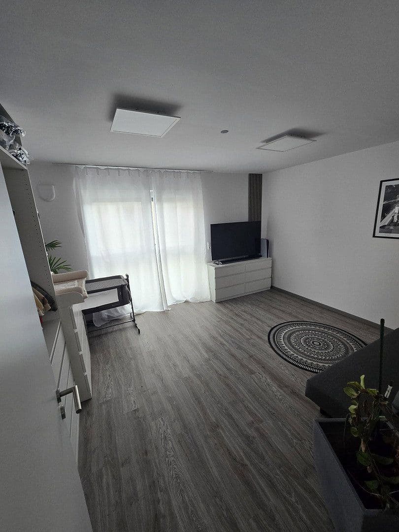 Predaj bytu 4-izbový 113 m², Dietenhofen, Bavorsko Predaj bytu 4-izbový 113 m², Dietenhofen, Bavorsko