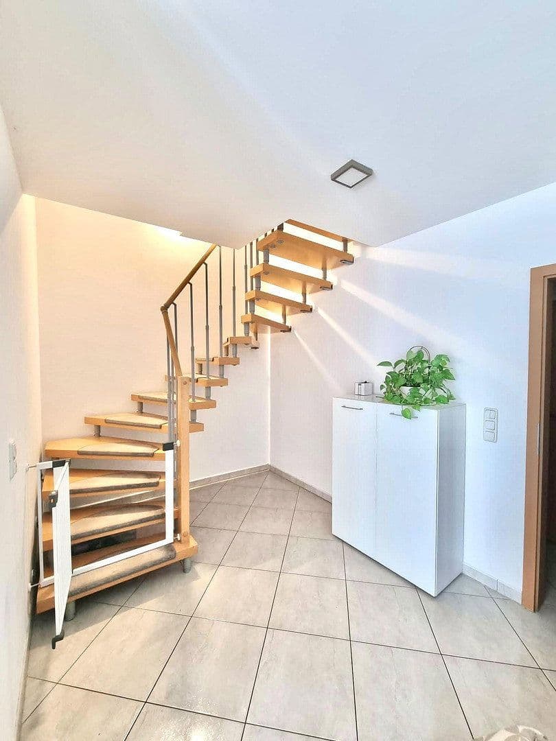 Predaj bytu 4-izbový 132 m², Rüsselsheim am Main, Hesensko Predaj bytu 4-izbový 132 m², Rüsselsheim am Main, Hesensko