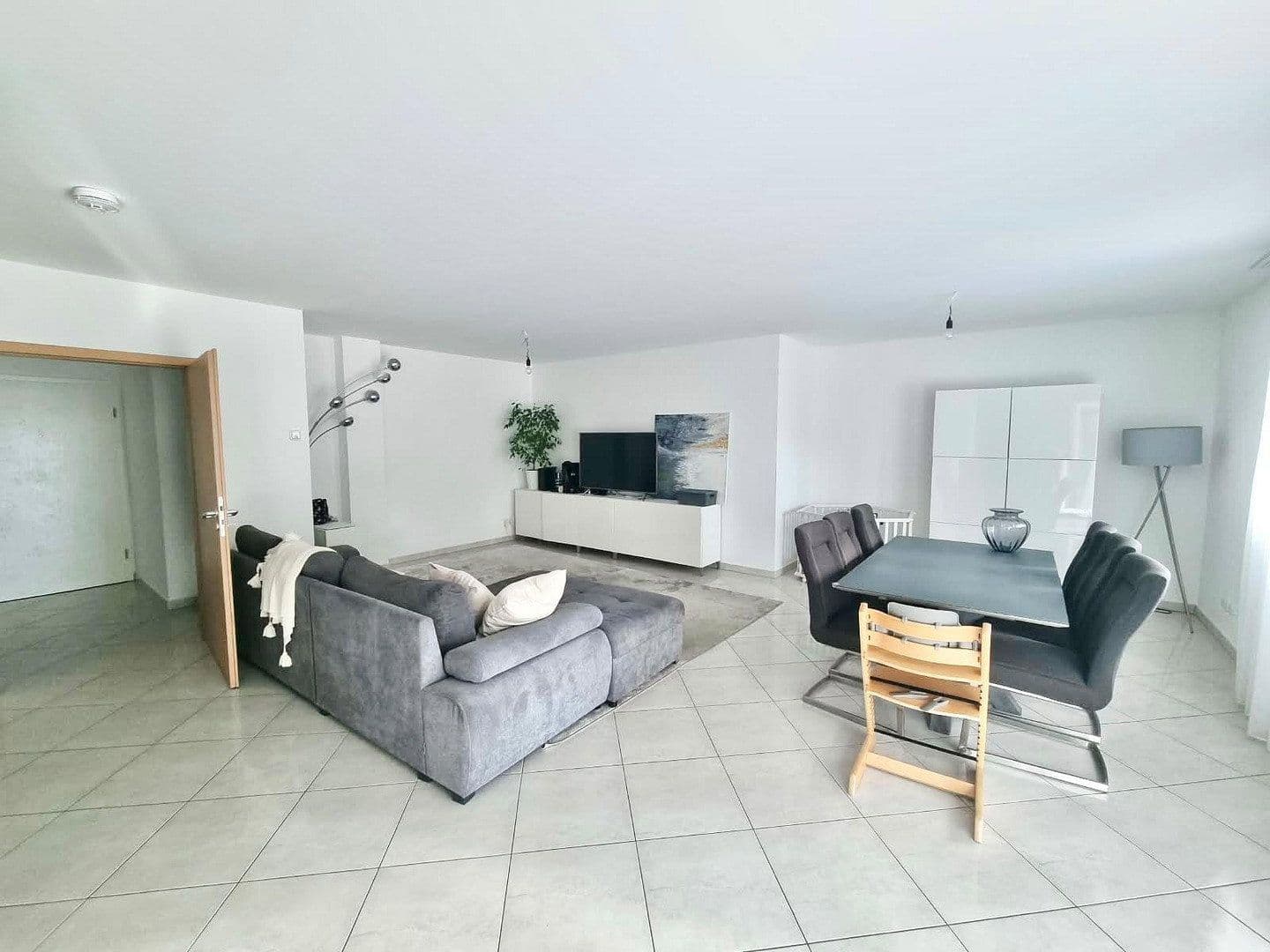 Predaj bytu 4-izbový 132 m², Rüsselsheim am Main, Hesensko Predaj bytu 4-izbový 132 m², Rüsselsheim am Main, Hesensko