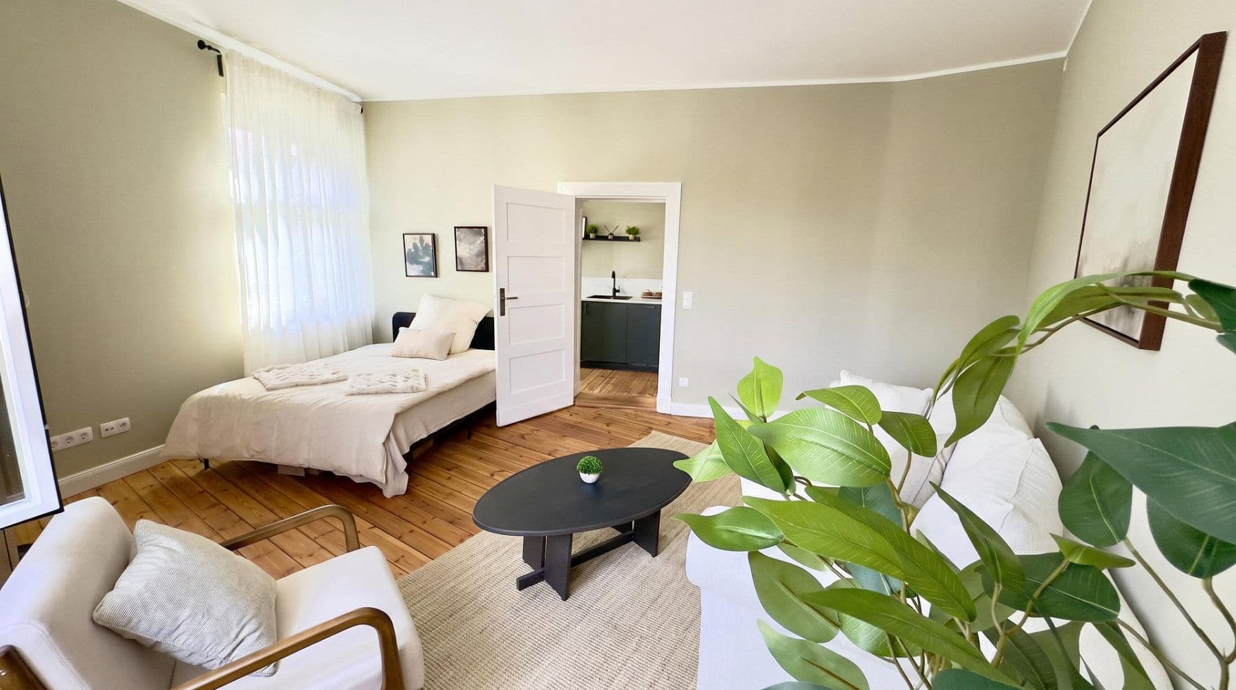 Prenájom bytu 1-izbový 40 m², Krügerstrasse 9, Berlin, Berlín Prenájom bytu 1-izbový 40 m², Krügerstrasse 9, Berlin, Berlín