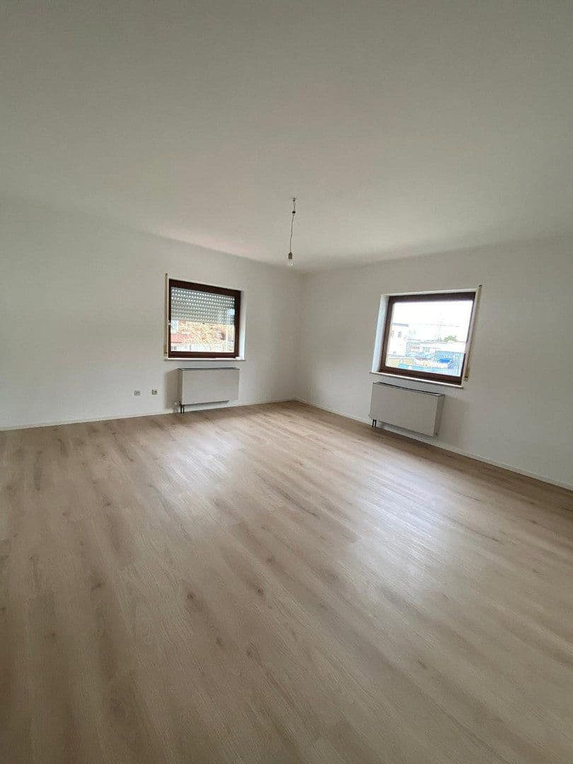 Prenájom bytu 3-izbový 130 m², Rudolf Diesel Strasse 7a, Landsberg am Lech, Bavorsko Prenájom bytu 3-izbový 130 m², Rudolf Diesel Strasse 7a, Landsberg am Lech, Bavorsko