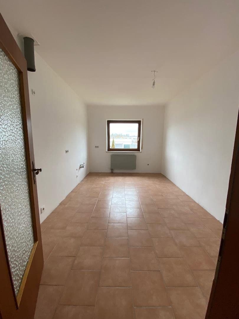 Prenájom bytu 3-izbový 130 m², Rudolf Diesel Strasse 7a, Landsberg am Lech, Bavorsko Prenájom bytu 3-izbový 130 m², Rudolf Diesel Strasse 7a, Landsberg am Lech, Bavorsko