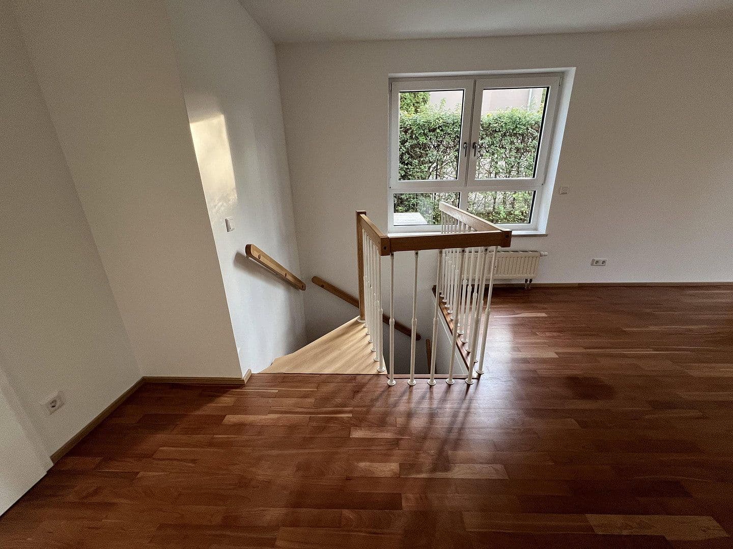 Prenájom bytu 3-izbový 87 m², Unterbrunner Str. 12, München, Bavorsko Prenájom bytu 3-izbový 87 m², Unterbrunner Str. 12, München, Bavorsko