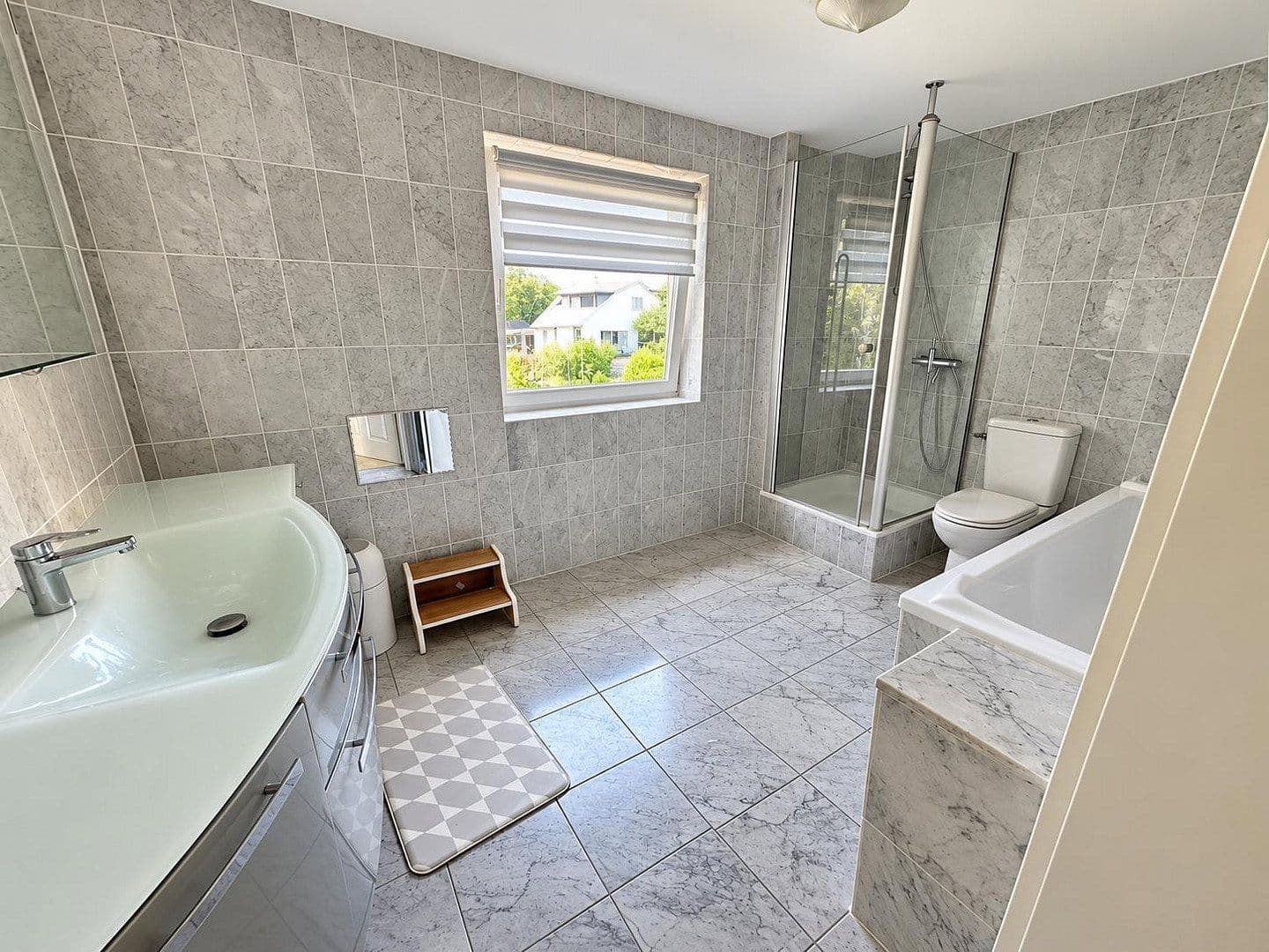 Predaj domu 120 m², pozemok 418 m², Halstenbek, Šlezvicko-Holštajnsko Predaj domu 120 m², pozemok 418 m², Halstenbek, Šlezvicko-Holštajnsko