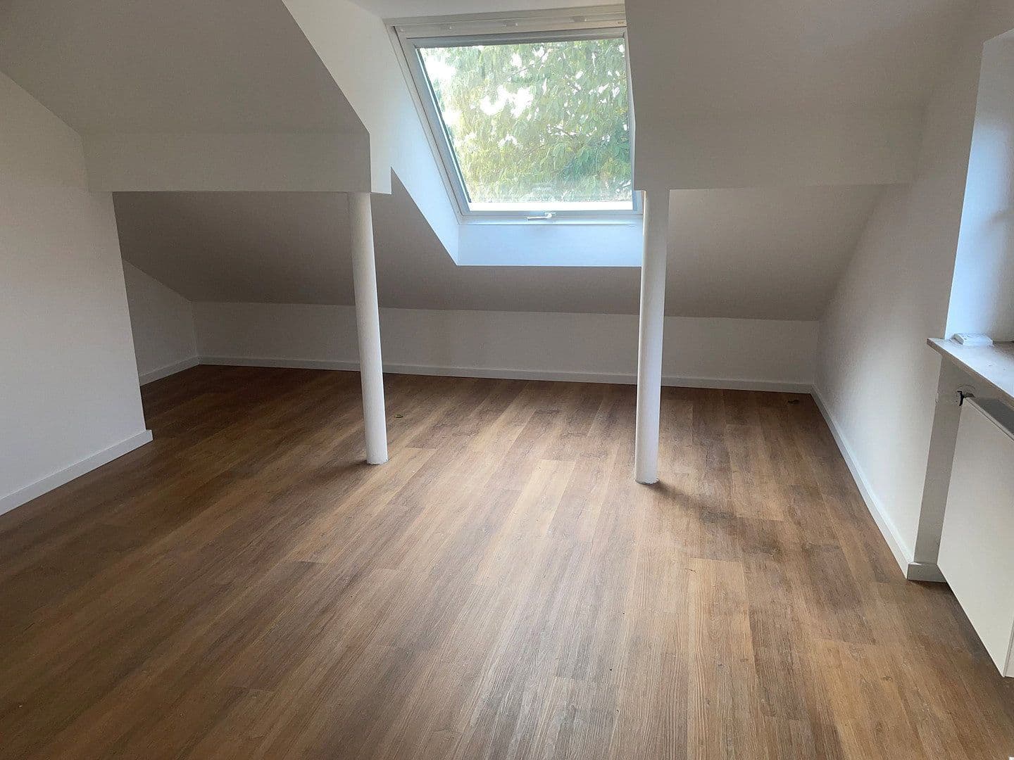 Prenájom domu 180 m², pozemok 950 m², Karben, Hesensko Prenájom domu 180 m², pozemok 950 m², Karben, Hesensko