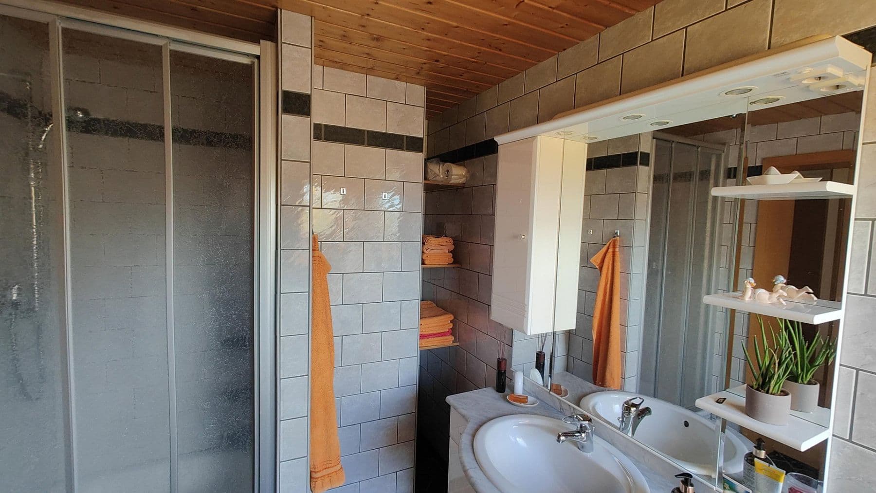 Predaj domu 226 m², pozemok 460 m², Döbeln, Sasko Predaj domu 226 m², pozemok 460 m², Döbeln, Sasko