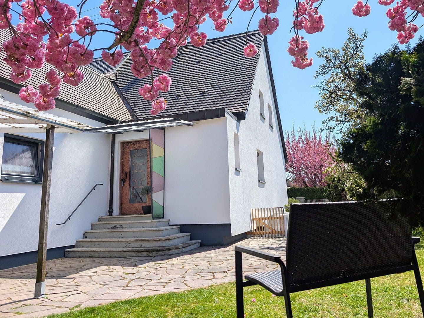 Predaj domu 85 m², pozemok 424 m², Am Bühl 38, Augsburg, Bavorsko Predaj domu 85 m², pozemok 424 m², Am Bühl 38, Augsburg, Bavorsko