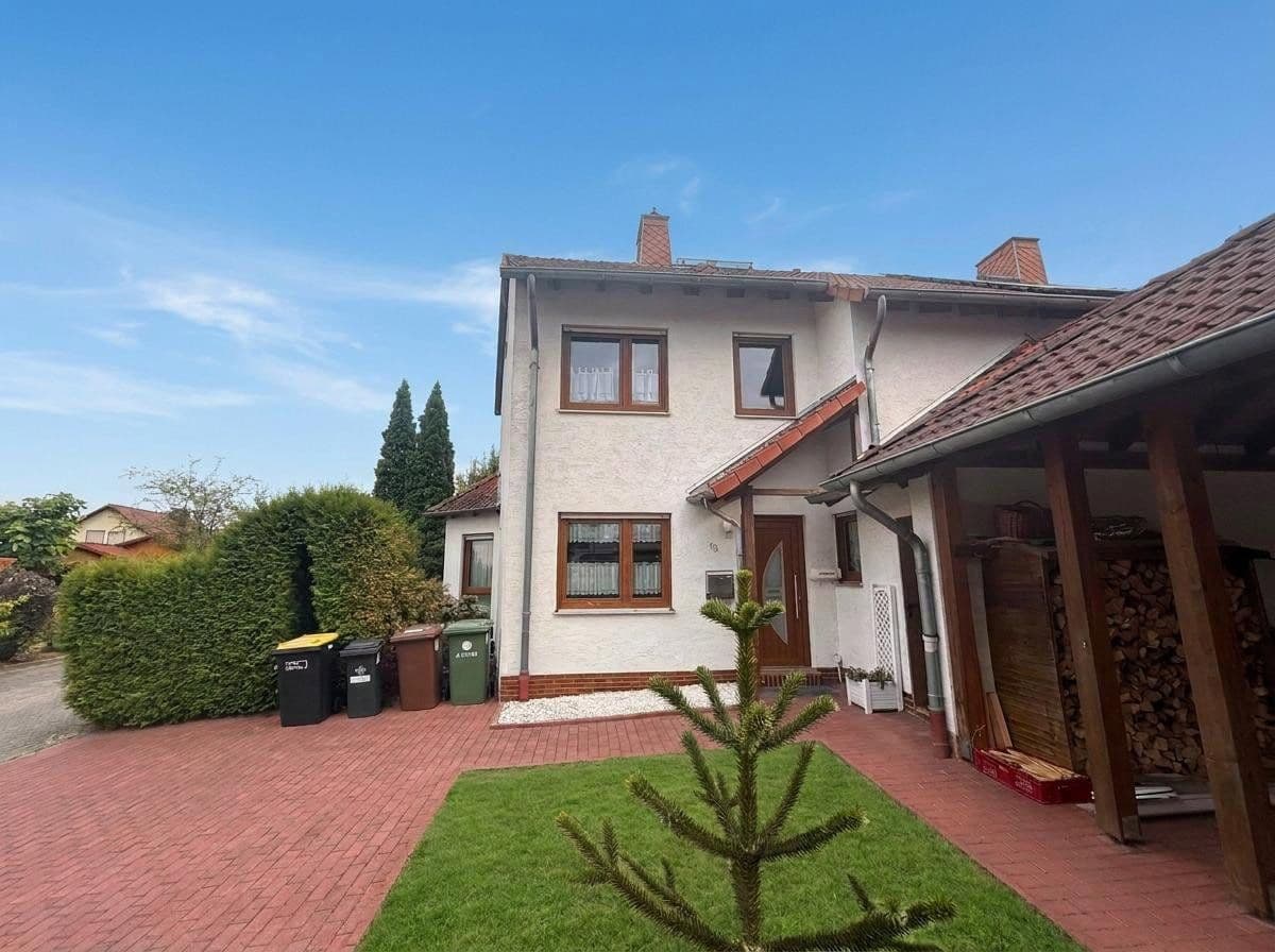 Predaj domu 152 m², pozemok 515 m², Baunatal, Hesensko Predaj domu 152 m², pozemok 515 m², Baunatal, Hesensko