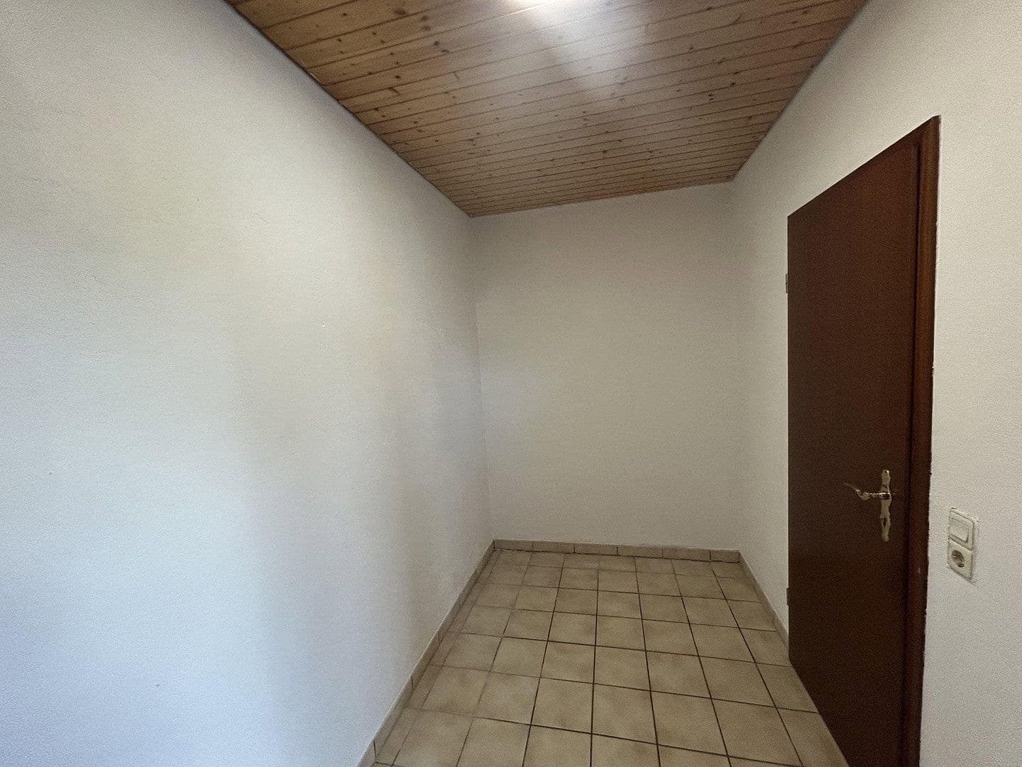Predaj domu 152 m², pozemok 515 m², Baunatal, Hesensko Predaj domu 152 m², pozemok 515 m², Baunatal, Hesensko