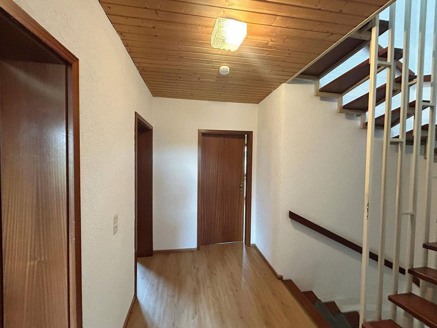 Predaj domu 152 m², pozemok 515 m², Baunatal, Hesensko Predaj domu 152 m², pozemok 515 m², Baunatal, Hesensko