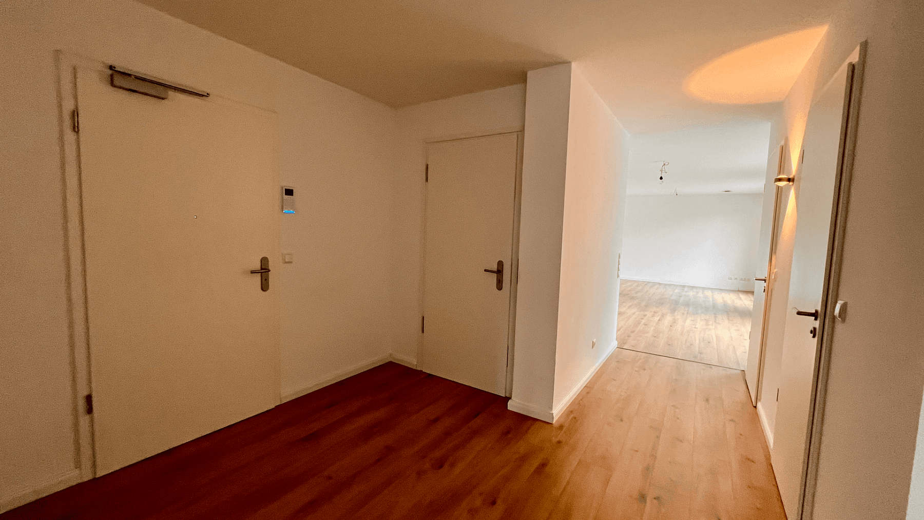Prenájom bytu 3-izbový 133 m², Ochsenzoller Straße 79, Norderstedt, Šlezvicko-Holštajnsko Prenájom bytu 3-izbový 133 m², Ochsenzoller Straße 79, Norderstedt, Šlezvicko-Holštajnsko