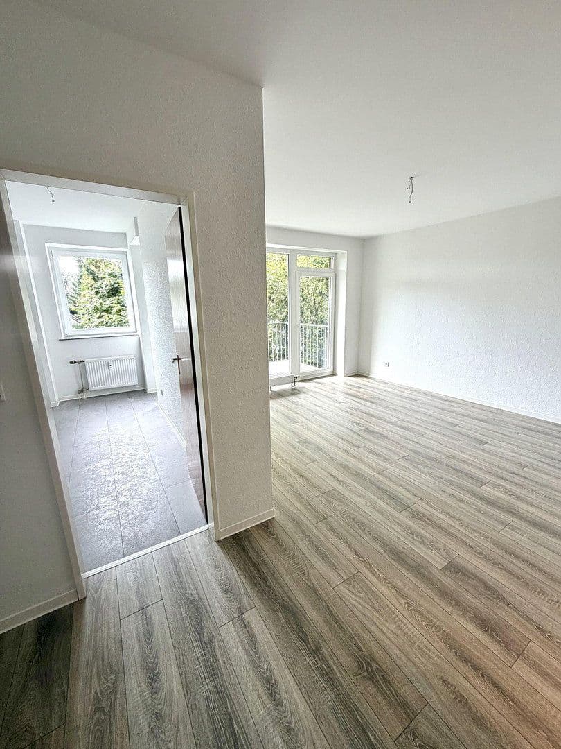 Prenájom bytu 2-izbový 62 m², Torfbruchstrasse 107, Düsseldorf, Severné Porýnie - Westfálsko Prenájom bytu 2-izbový 62 m², Torfbruchstrasse 107, Düsseldorf, Severné Porýnie - Westfálsko