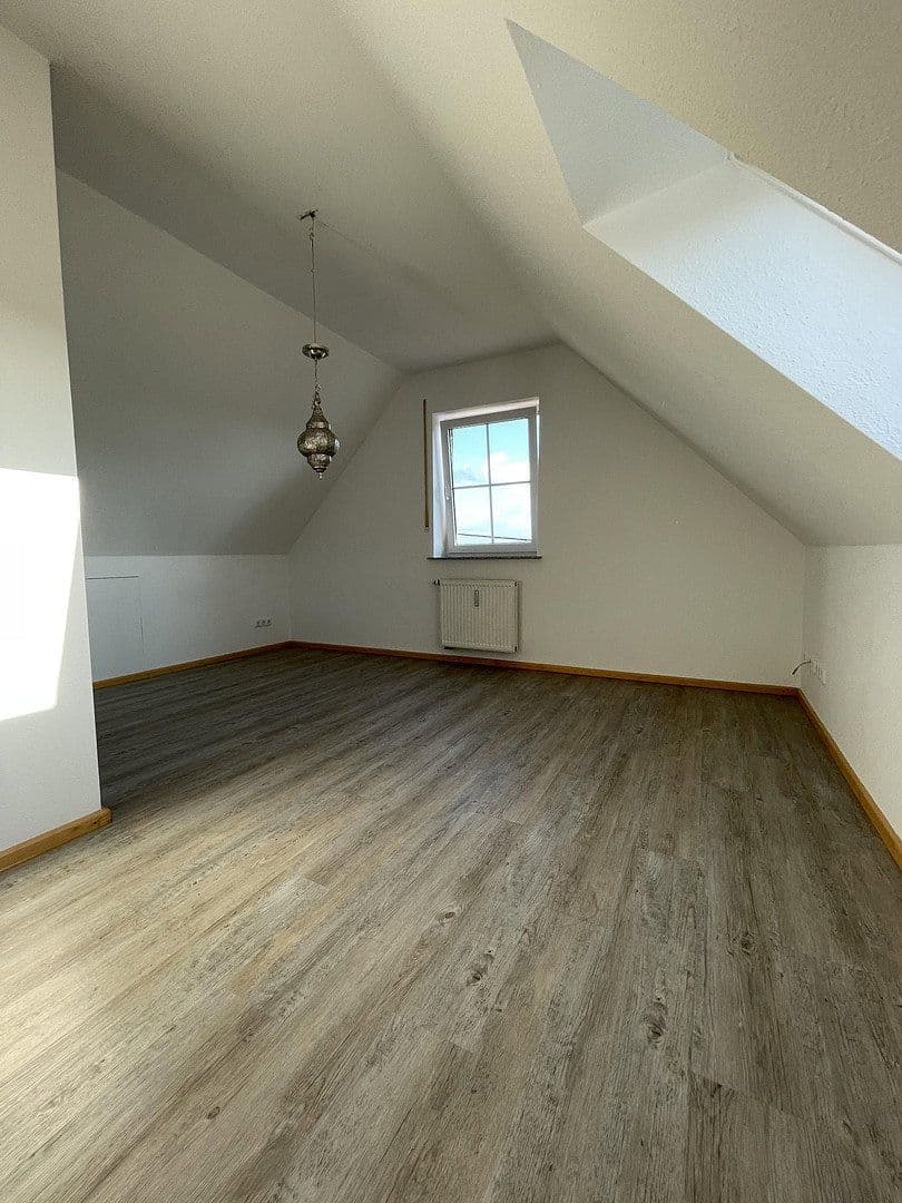 Predaj bytu 4-izbový 104 m², Zusmarshausen, Bavorsko Predaj bytu 4-izbový 104 m², Zusmarshausen, Bavorsko