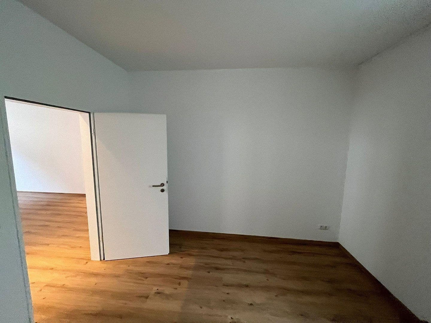 Prenájom bytu 4-izbový 136 m², Ländgasse 135a, Landshut, Bavorsko Prenájom bytu 4-izbový 136 m², Ländgasse 135a, Landshut, Bavorsko