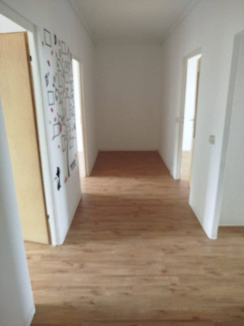Prenájom bytu 5-izbový 128 m², Otto-Worms-Straße, Gera, Durínsko Prenájom bytu 5-izbový 128 m², Otto-Worms-Straße, Gera, Durínsko