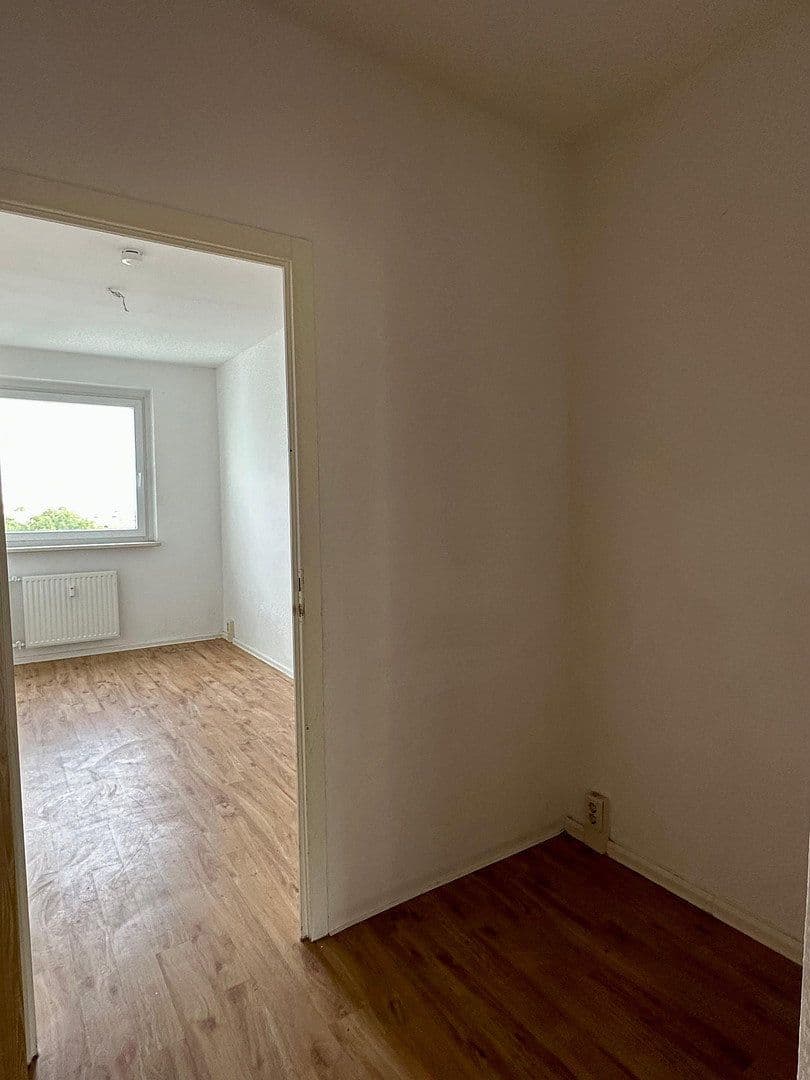 Prenájom bytu 5-izbový 128 m², Otto-Worms-Straße, Gera, Durínsko Prenájom bytu 5-izbový 128 m², Otto-Worms-Straße, Gera, Durínsko