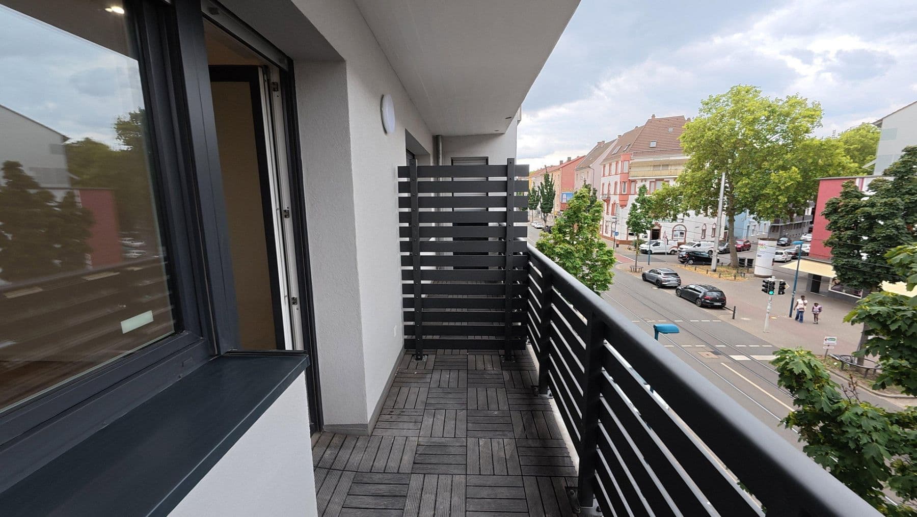 Prenájom bytu 2-izbový 71 m², Schifferstader Str. 27, Mannheim, Bádensko-Wurttembersko Prenájom bytu 2-izbový 71 m², Schifferstader Str. 27, Mannheim, Bádensko-Wurttembersko