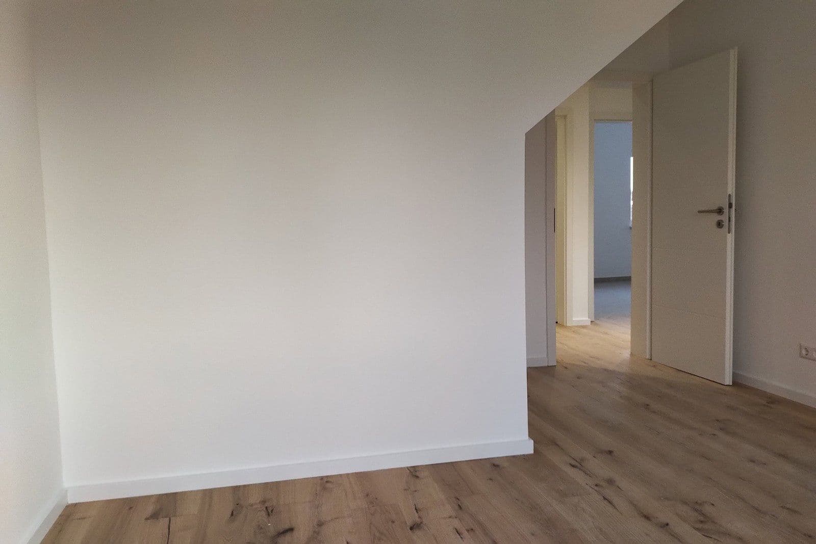 Prenájom bytu 2-izbový 60 m², Mörscher Straße 34, Frankenthal (Pfalz), Porýnie-Falcko Prenájom bytu 2-izbový 60 m², Mörscher Straße 34, Frankenthal (Pfalz), Porýnie-Falcko