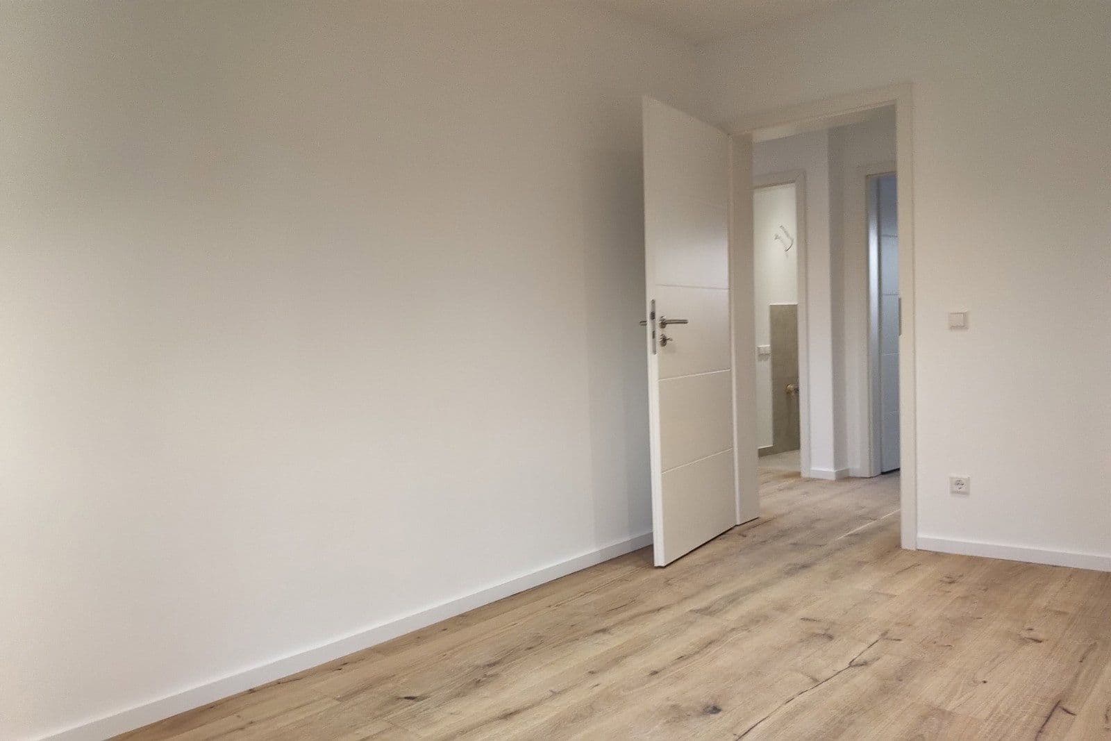 Prenájom bytu 2-izbový 60 m², Mörscher Straße 34, Frankenthal (Pfalz), Porýnie-Falcko Prenájom bytu 2-izbový 60 m², Mörscher Straße 34, Frankenthal (Pfalz), Porýnie-Falcko