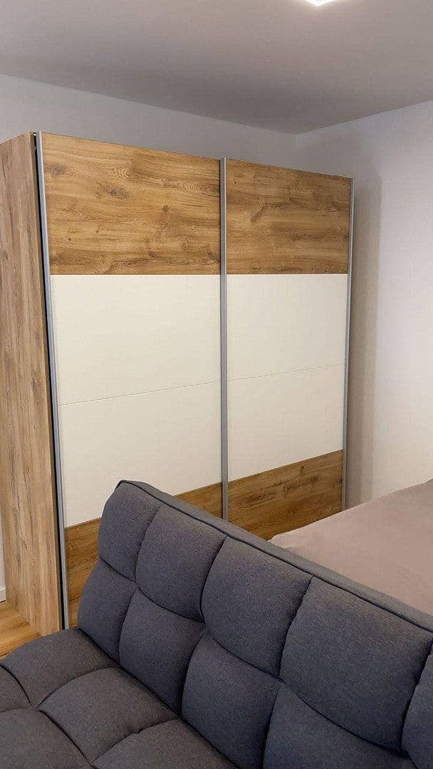 Prenájom bytu 1-izbový 40 m², Lortzingstr. 9, Mannheim, Bádensko-Wurttembersko Prenájom bytu 1-izbový 40 m², Lortzingstr. 9, Mannheim, Bádensko-Wurttembersko