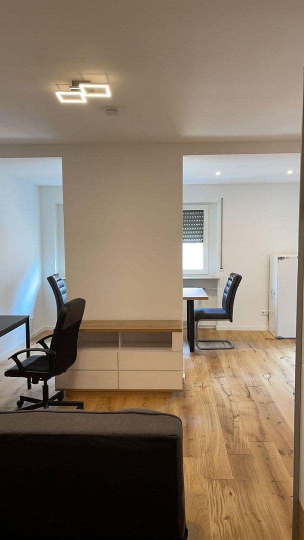 Prenájom bytu 1-izbový 40 m², Lortzingstr. 9, Mannheim, Bádensko-Wurttembersko Prenájom bytu 1-izbový 40 m², Lortzingstr. 9, Mannheim, Bádensko-Wurttembersko