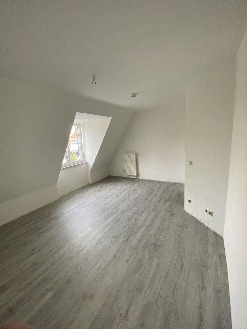 Prenájom bytu 2-izbový 62 m², Cottbus, Brandenbursko Prenájom bytu 2-izbový 62 m², Cottbus, Brandenbursko