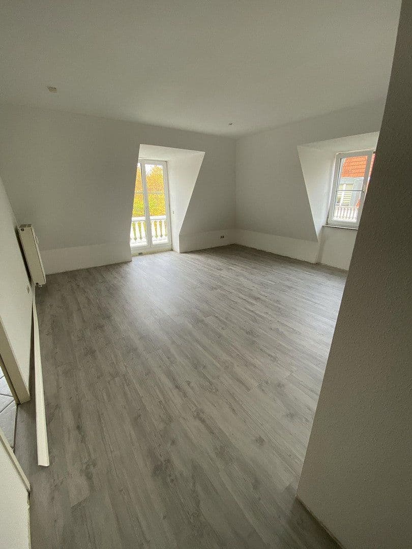 Prenájom bytu 2-izbový 62 m², Cottbus, Brandenbursko Prenájom bytu 2-izbový 62 m², Cottbus, Brandenbursko